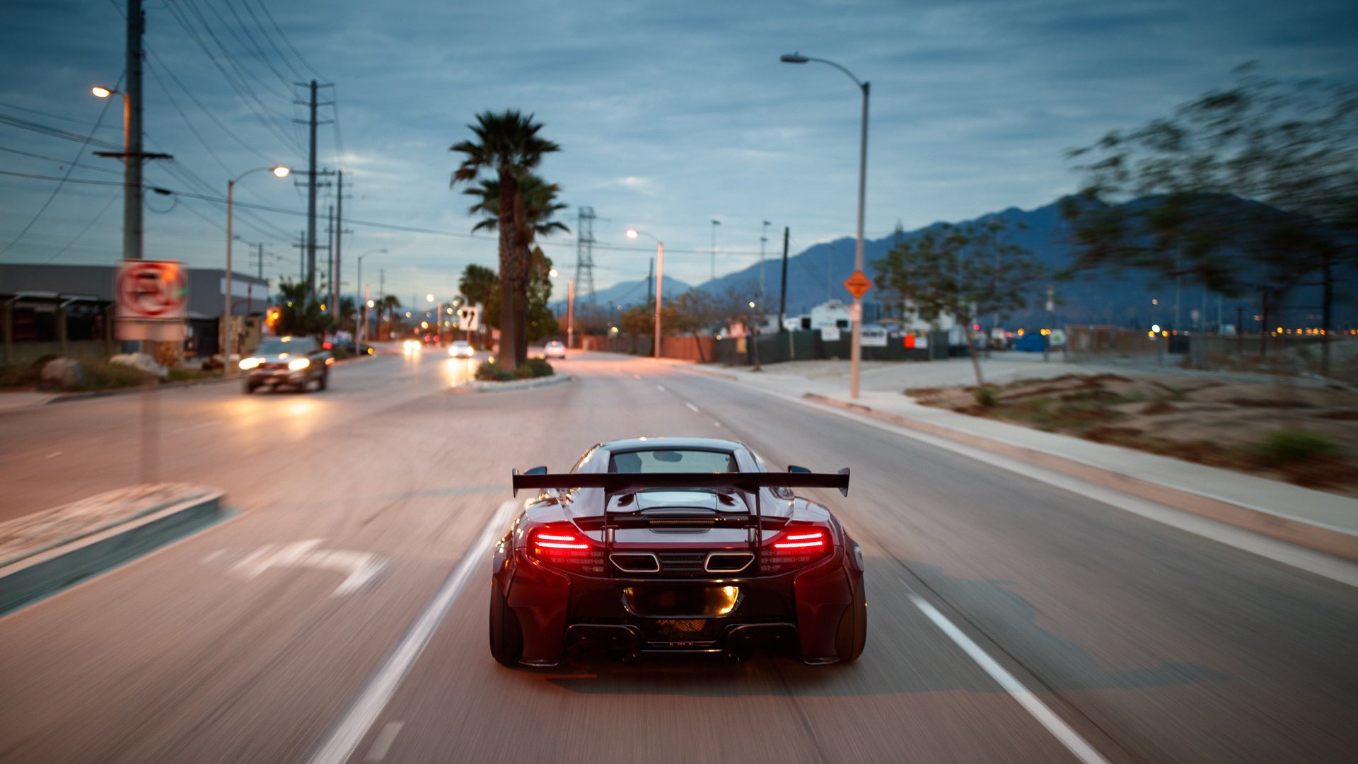 开云网页版登录入口-《爆款赛事盘点：年度最火爆的比赛瞬间》，最近很火的大赛