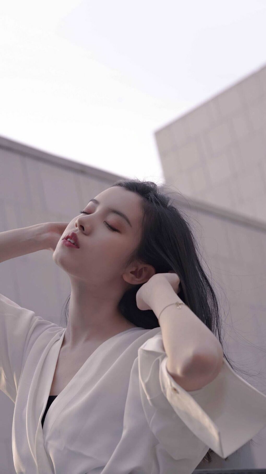 kaiyun.com-莱比锡红牛新秀迅速融入球队，展现出色个人能力，莱比锡红牛贴吧