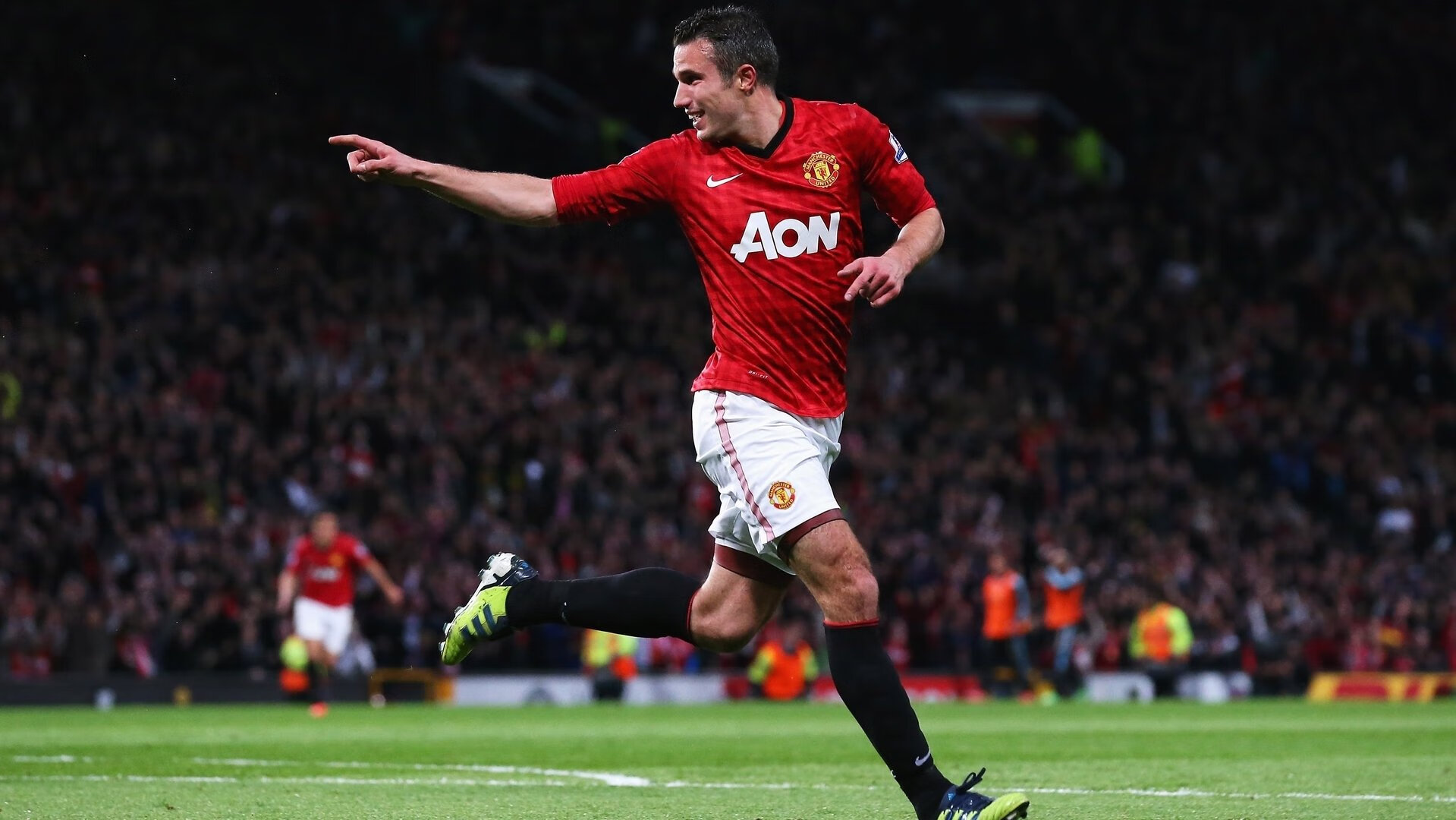 开云中国-英超球队视频分析系统提升边路防守协同效率，英超球队战术