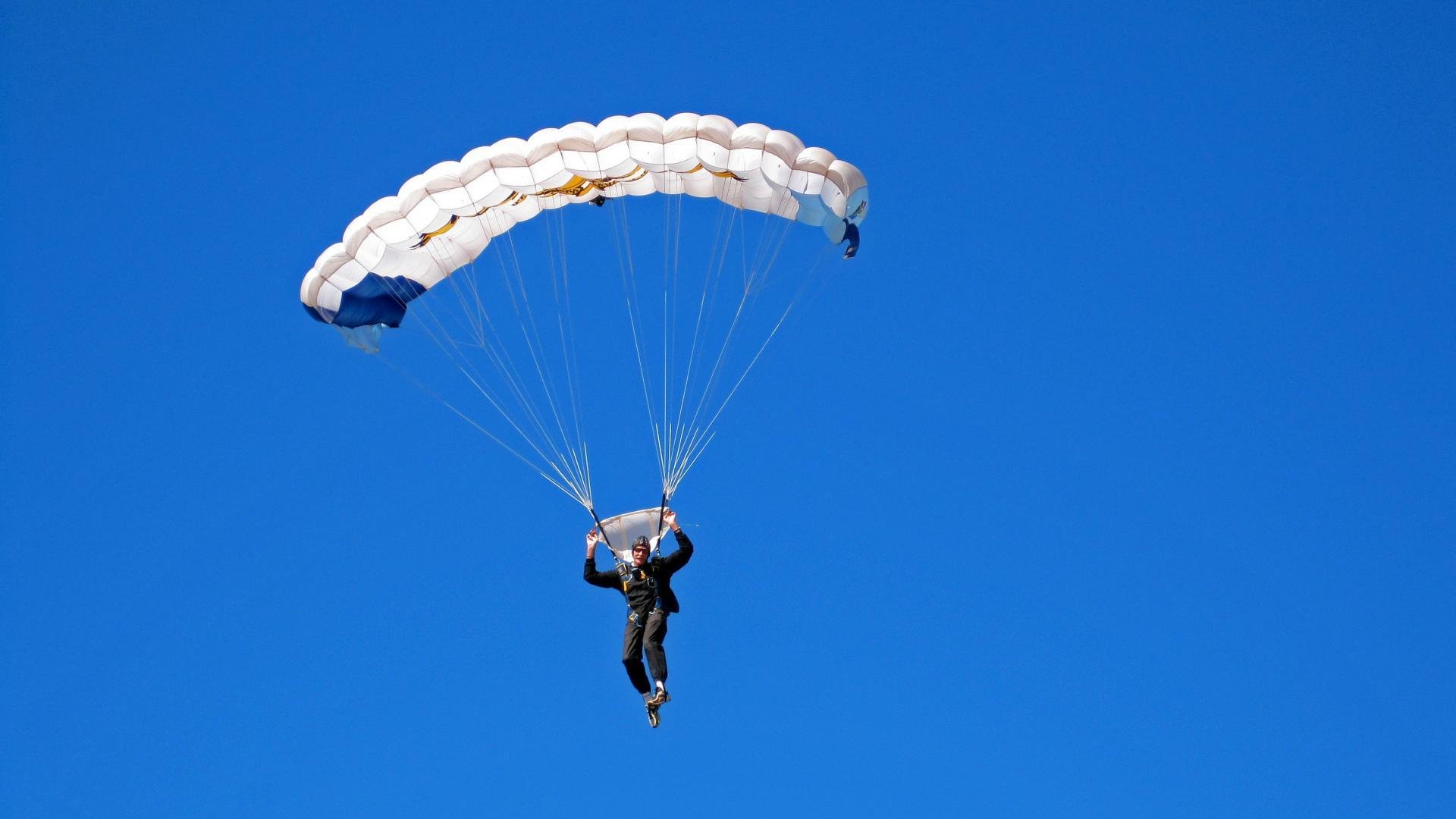 法甲:蒙彼利埃1-1战平巴黎,比赛节奏紧凑,蒙彼利埃vs巴黎圣日耳曼比赛回放